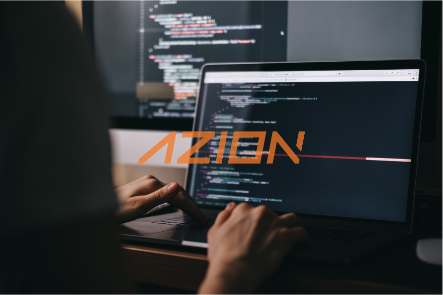 O logotipo da Azion posicionado sobre a fotografia de origem, centralizado nos dois eixos com 50% de transparência