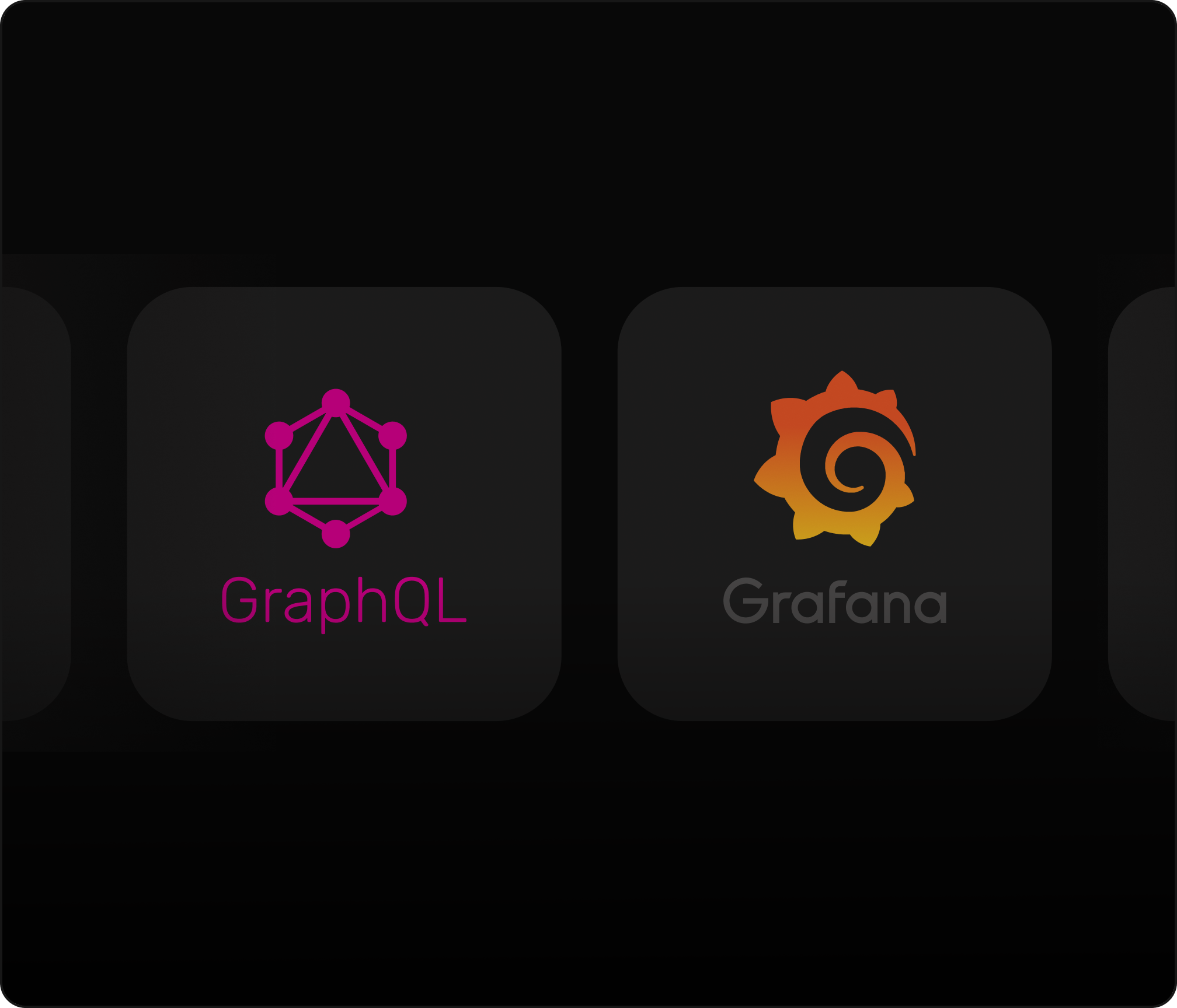 Logos de integración de GraphQL y Grafana mostrando conectividad de API e integración con la plataforma de análisis.