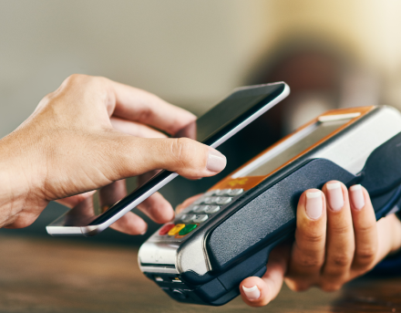 Entregando velocidade com segurança: saiba por que a Azion é ideal para aplicativos financeiros
